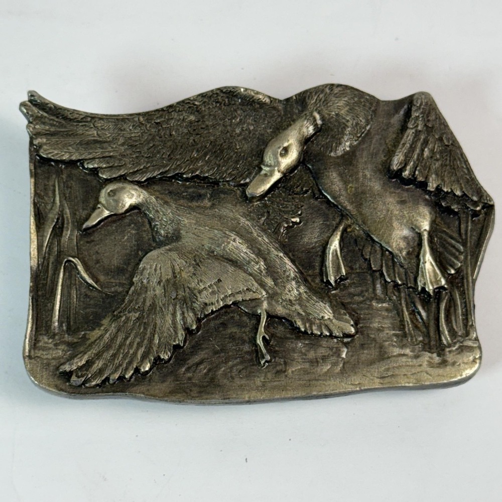 Vintage Bergamot Brass Works Belt Buckle Silver Ducks Pewter 1977 USA Hunting